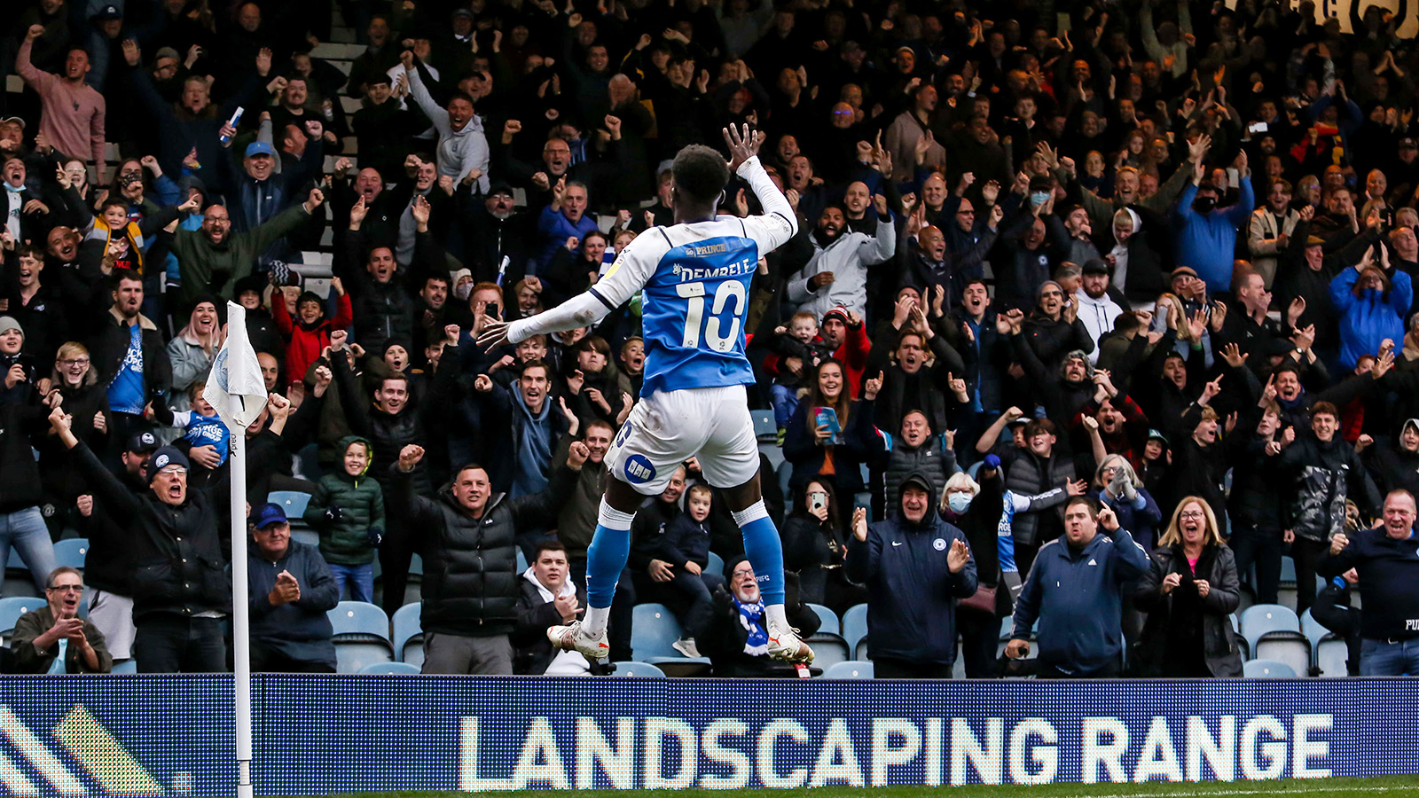 23rd October '21 | Siriki Dembele jumps for joy after scoring a late winner over QPR at the Weston Homes Stadium