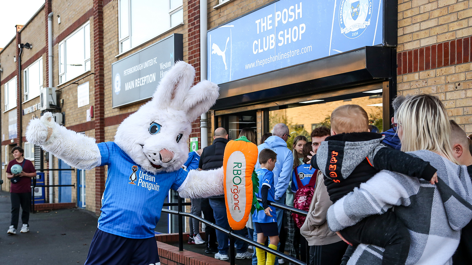 Club Shop Signing Session