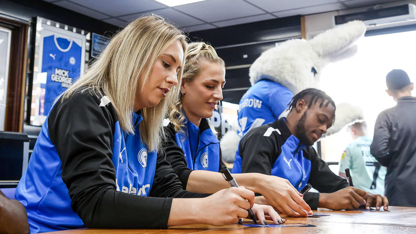 Club Shop Signing Session