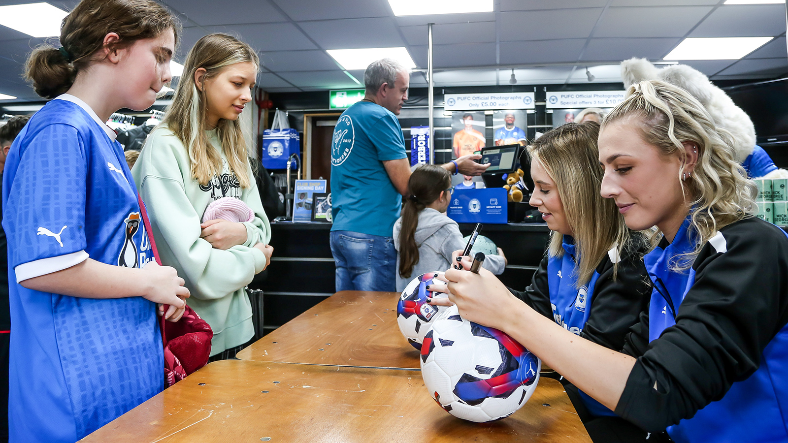 Club Shop Signing Session