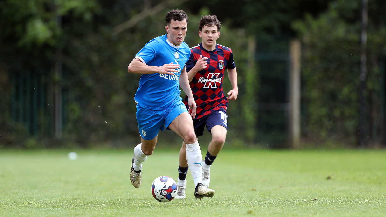 Charlie O'Connell in action for the U21s against Coventry City U21s