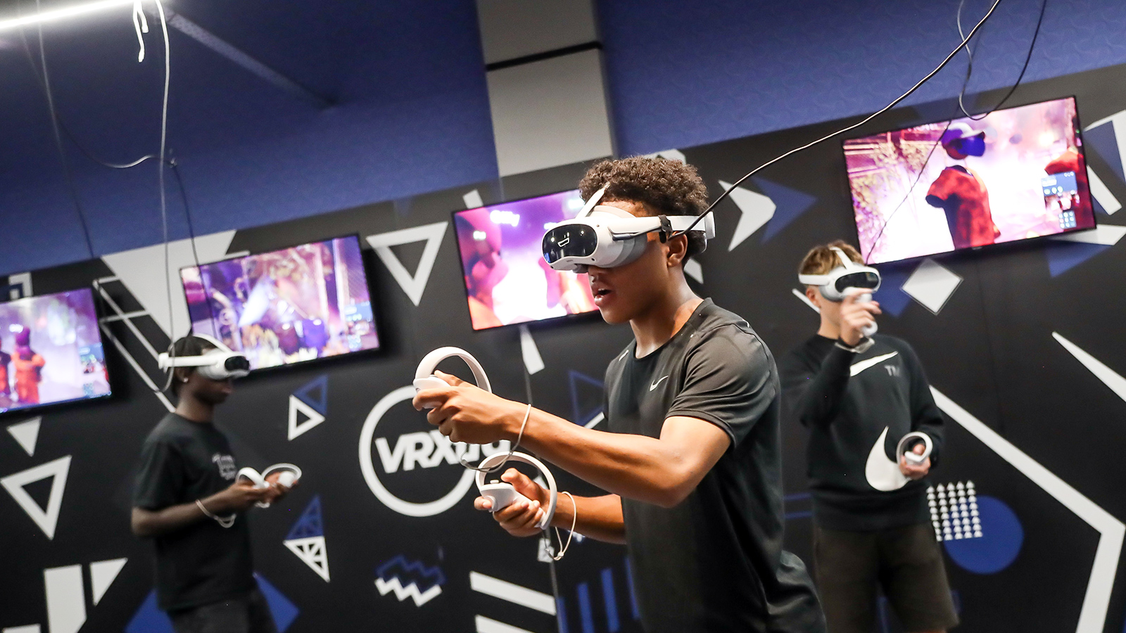 Youth Team Experience VRXtra in Hampton