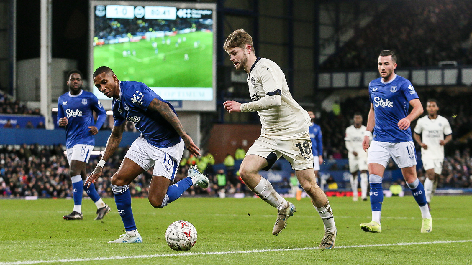 Everton v Posh