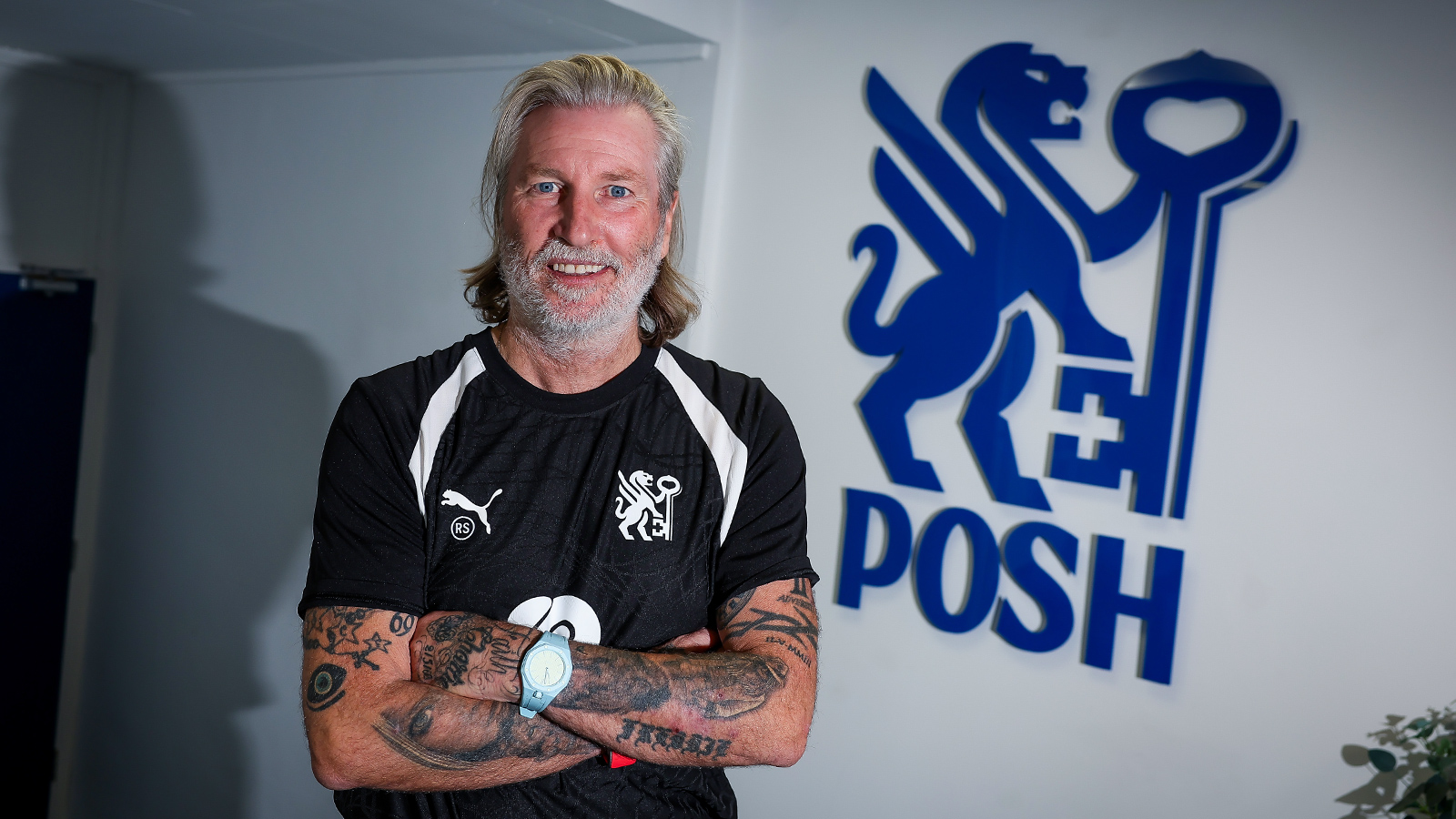 robbie-savage-new-manager.jpg?h=8abcec71&itok=oIJJ8Pz2