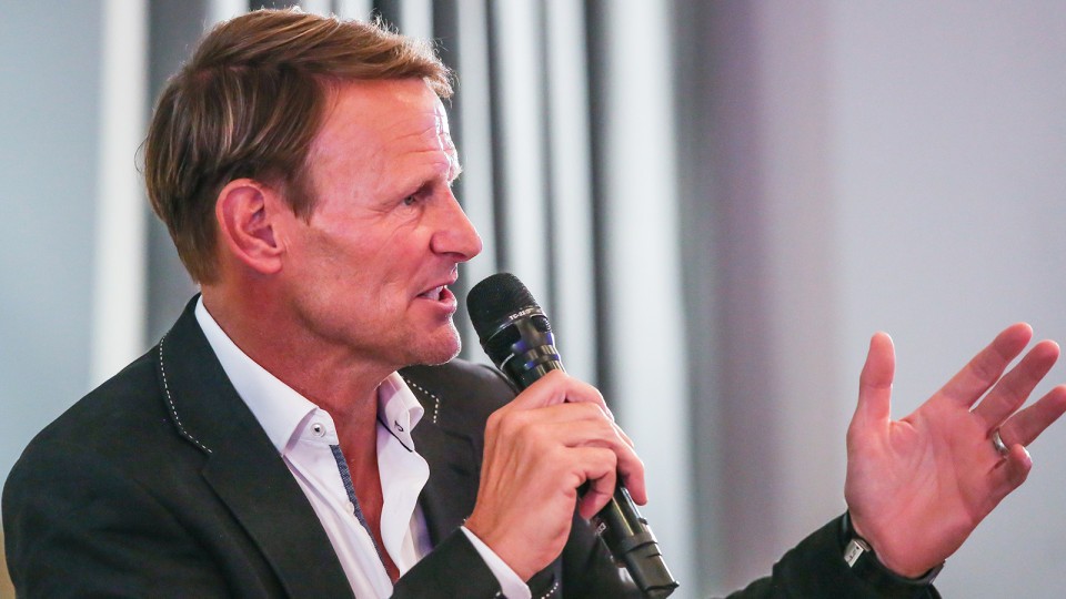 Teddy Sheringham Sportsman Dinner - 01/05/2022