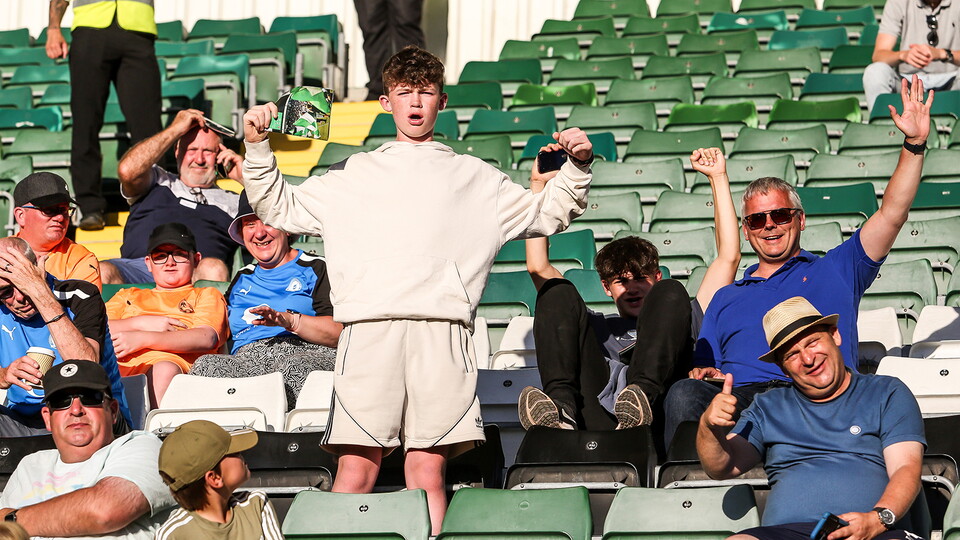 Plymouth Argyle v Posh