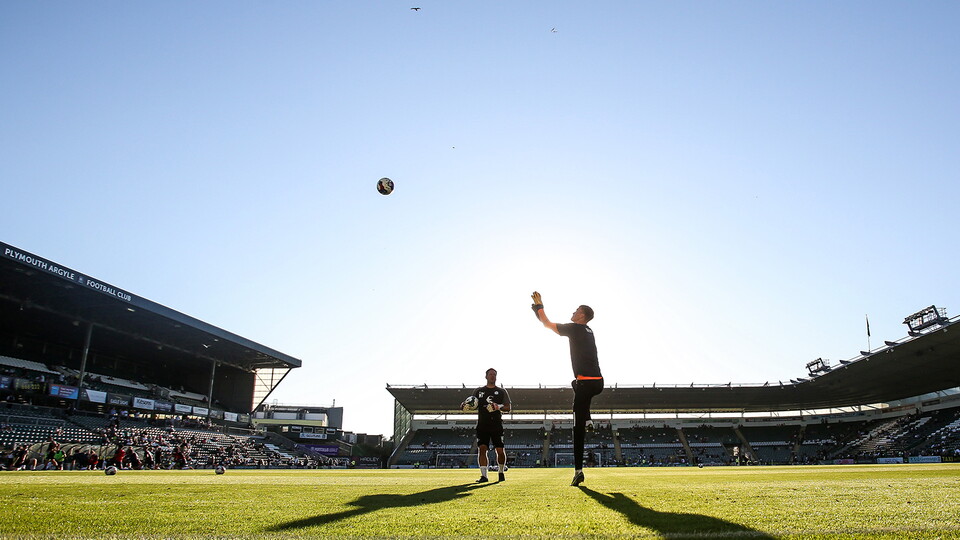 Plymouth Argyle v Posh