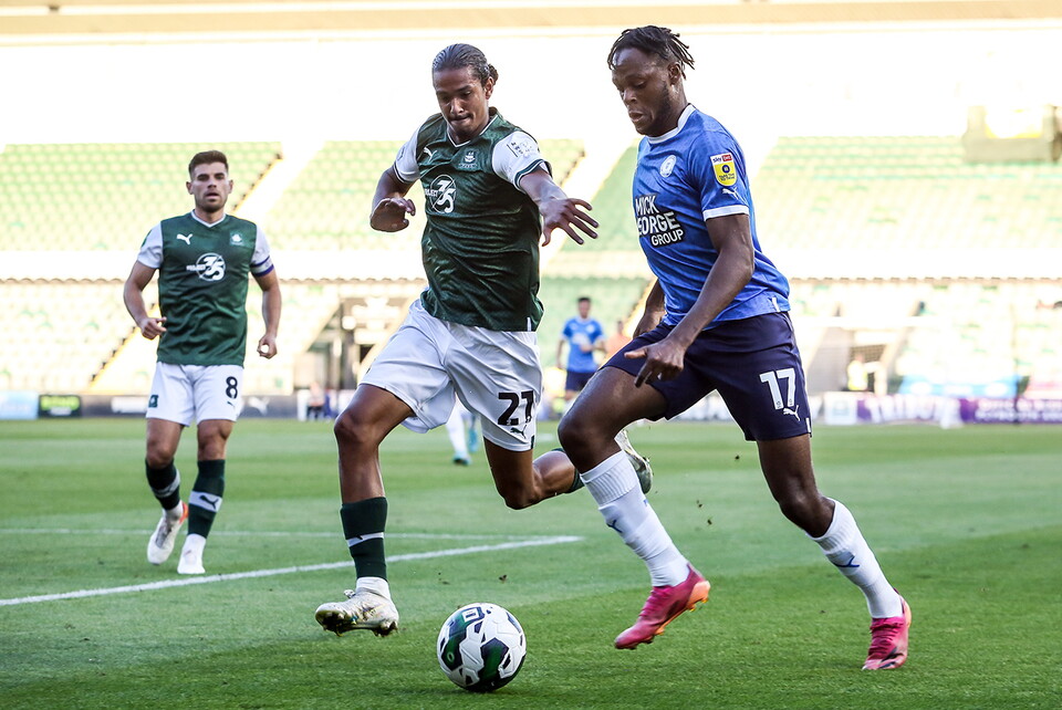 Plymouth Argyle v Posh