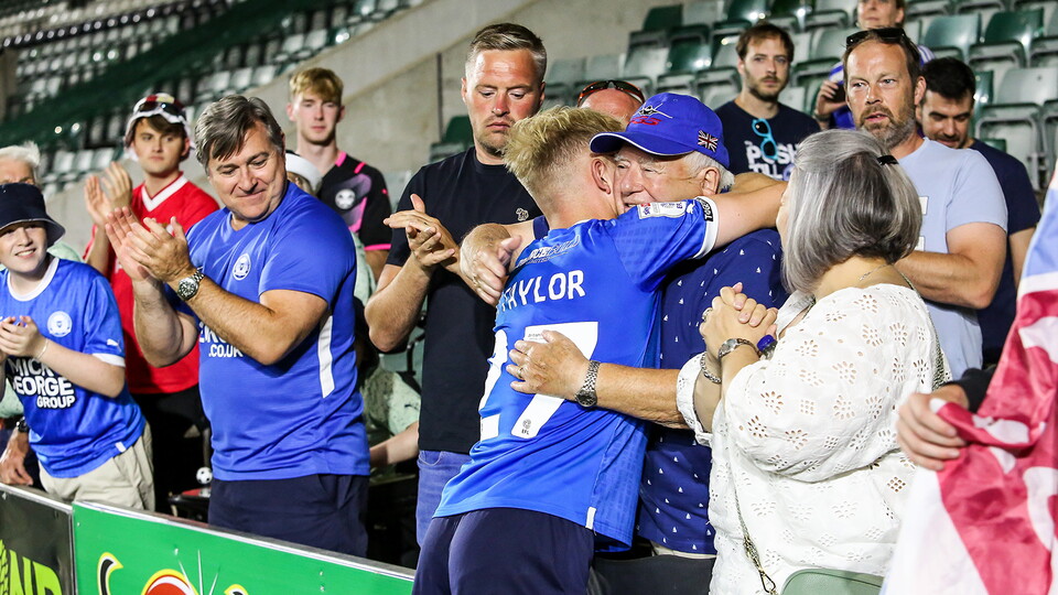 Plymouth Argyle v Posh