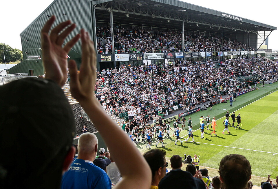 Plymouth Argyle v Posh