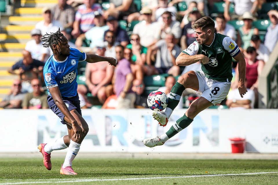 Plymouth Argyle v Posh