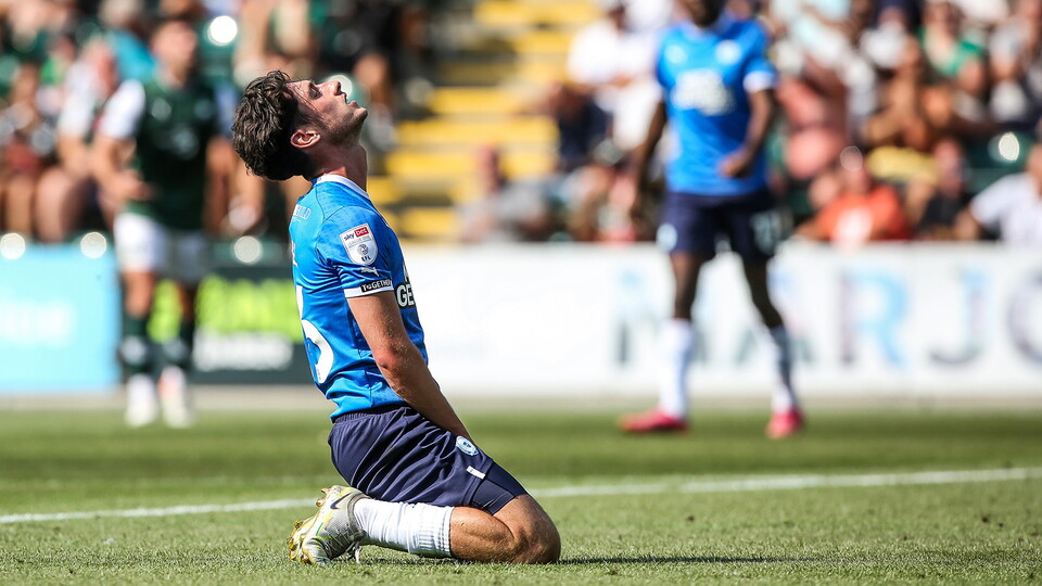 Plymouth Argyle v Posh