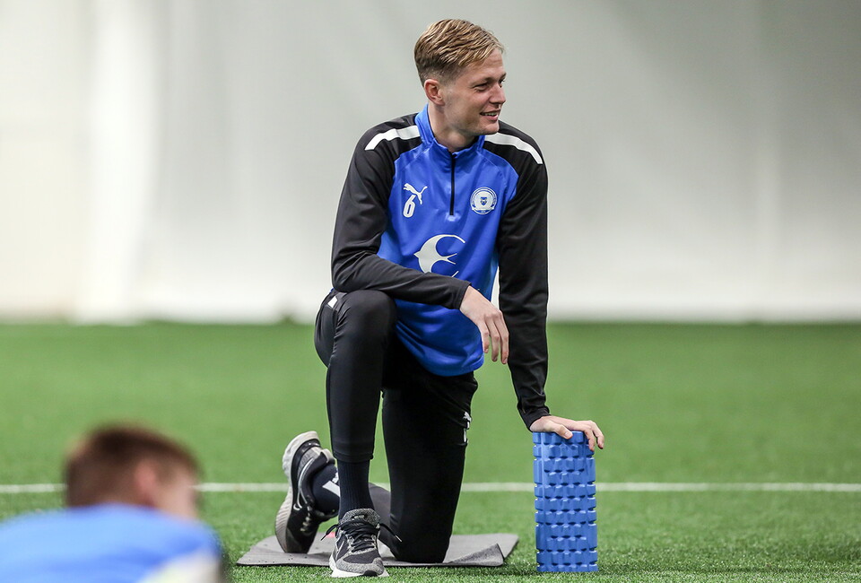 Training Ahead Of Emirates FA Cup First Round