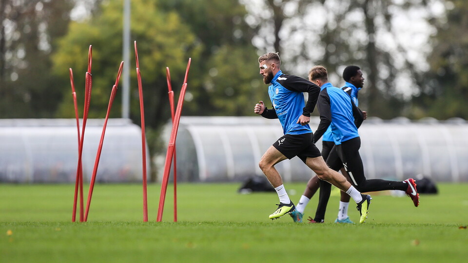 Training Ahead Of Emirates FA Cup First Round