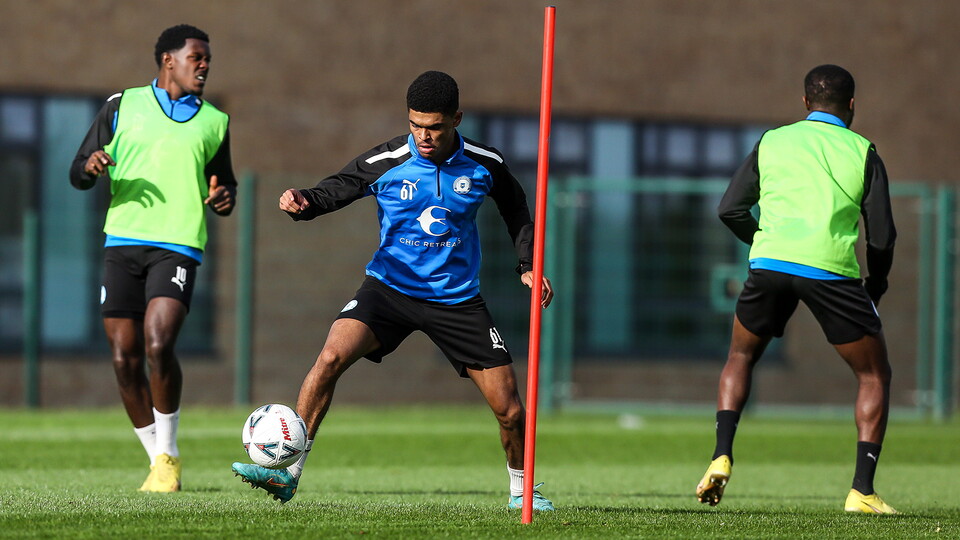 Training Ahead Of Emirates FA Cup First Round