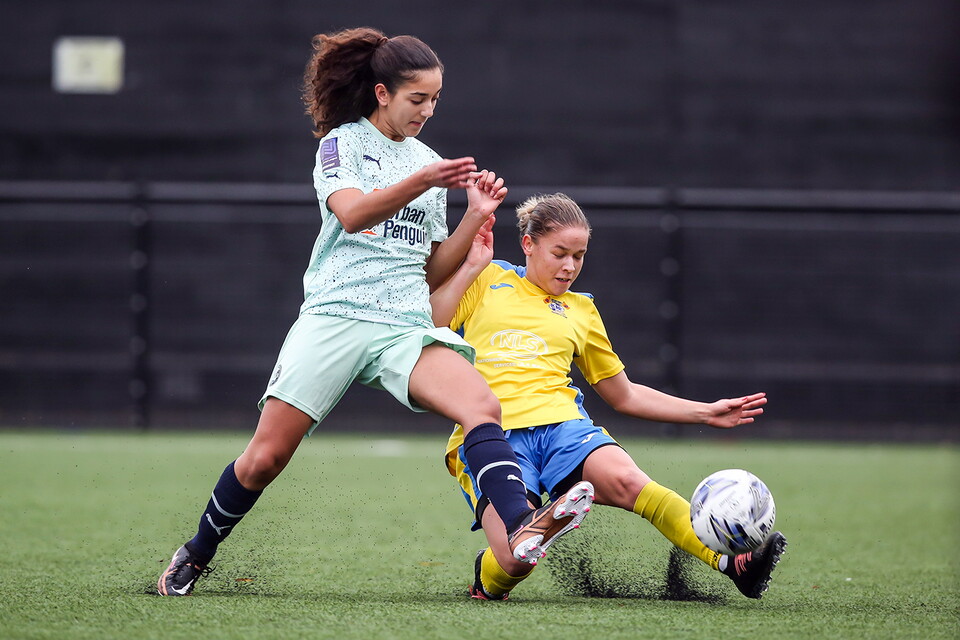 Sporting Khalsa Women v Posh Women