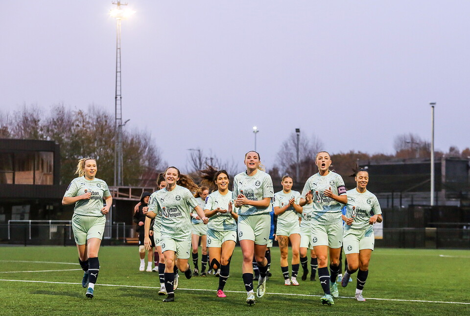 Sporting Khalsa Women v Posh Women