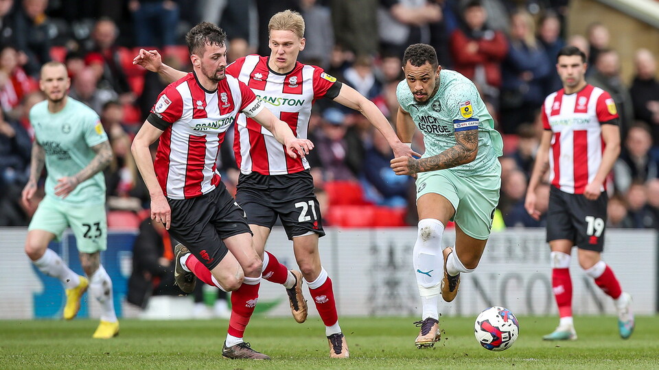 Lincoln City v Posh