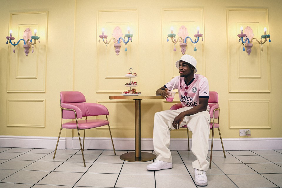 2023/24 Away Kit Photo Shoot