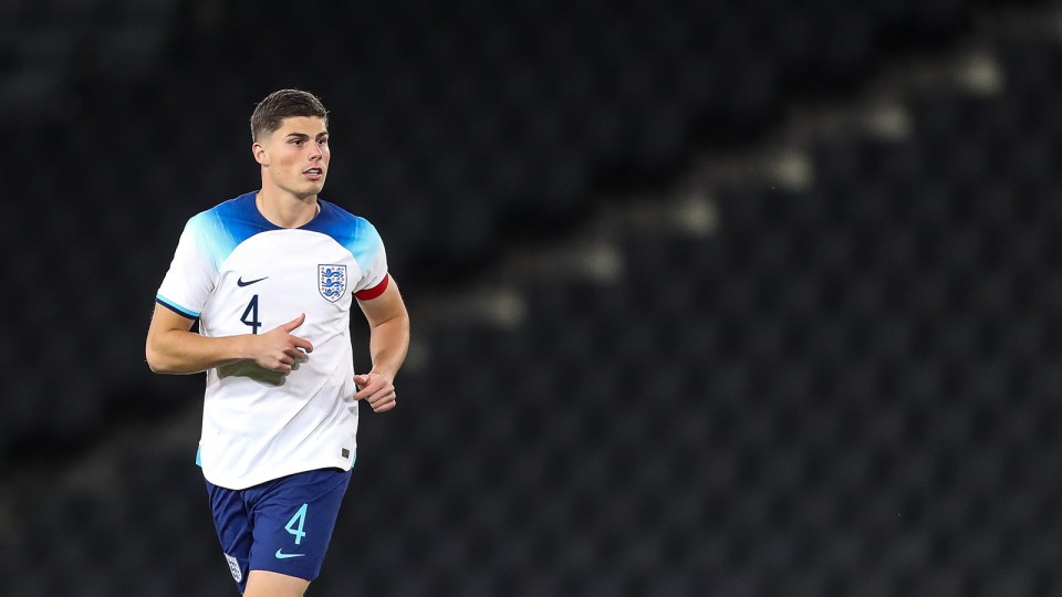 Ronnie Edwards On England Duty