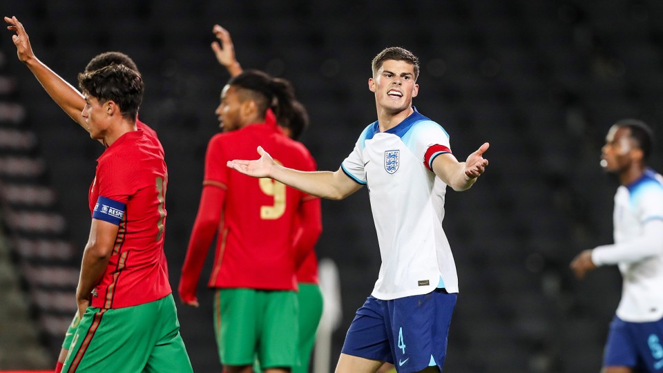 Ronnie Edwards On England Duty