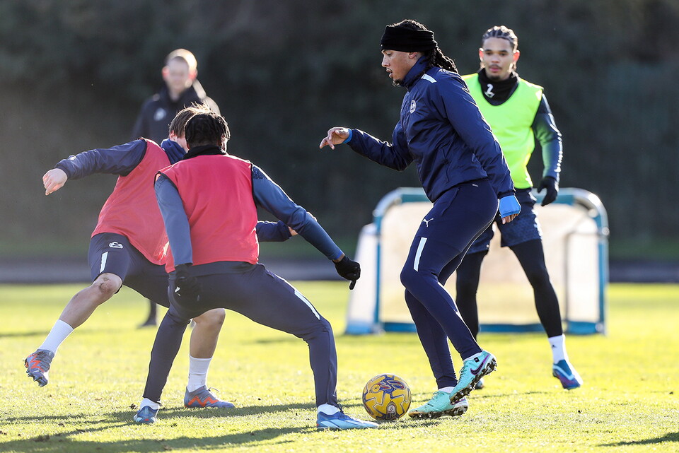 Training Ahead Of Shrewsbury Clash