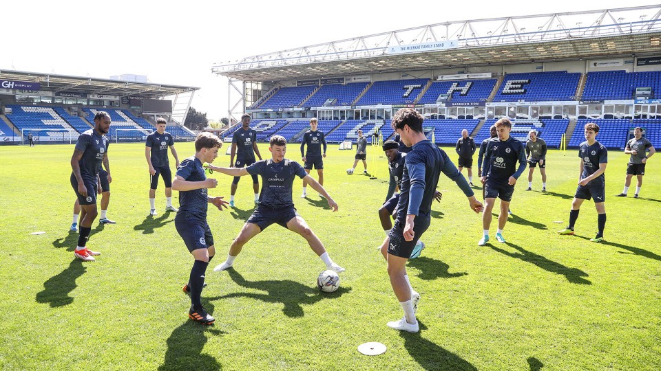 Training Ahead Of Play-Off First Leg