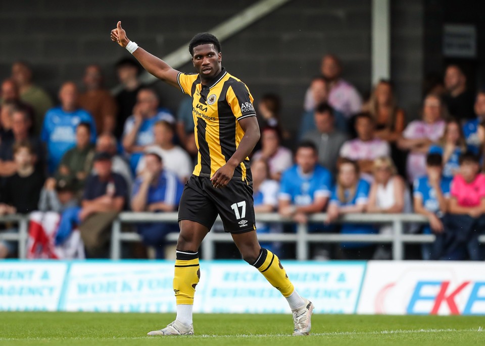 Boston United v Posh