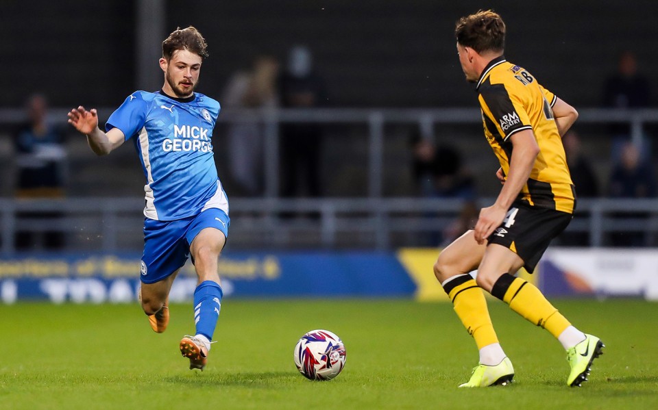 Boston United v Posh