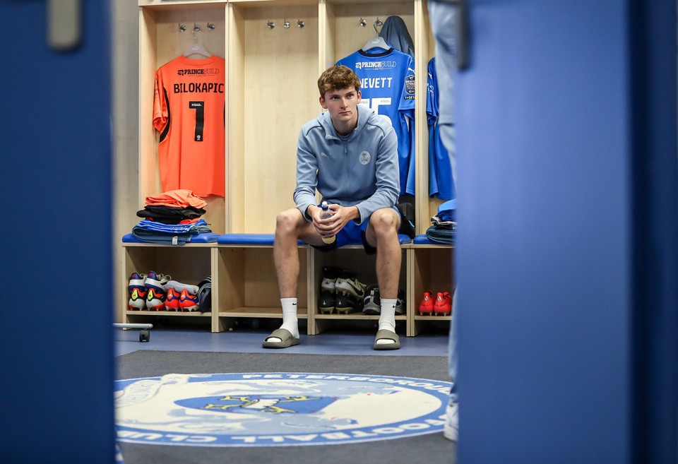 Behind The Scenes v Stevenage