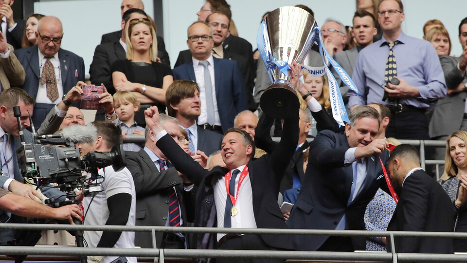 Darren Ferguson celebrates the Johnstone's Paint Trophy victory in 2014