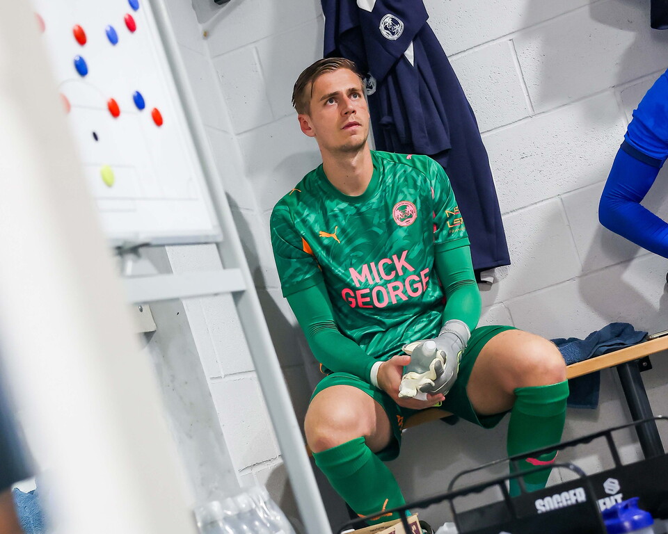 Boston United v Posh