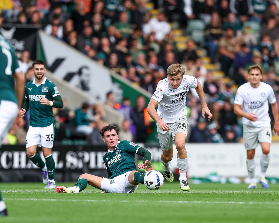 Plymouth Argyle v Posh