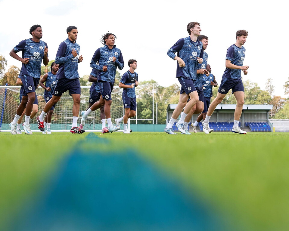 Training Ahead Of Wycombe Wanderers Match
