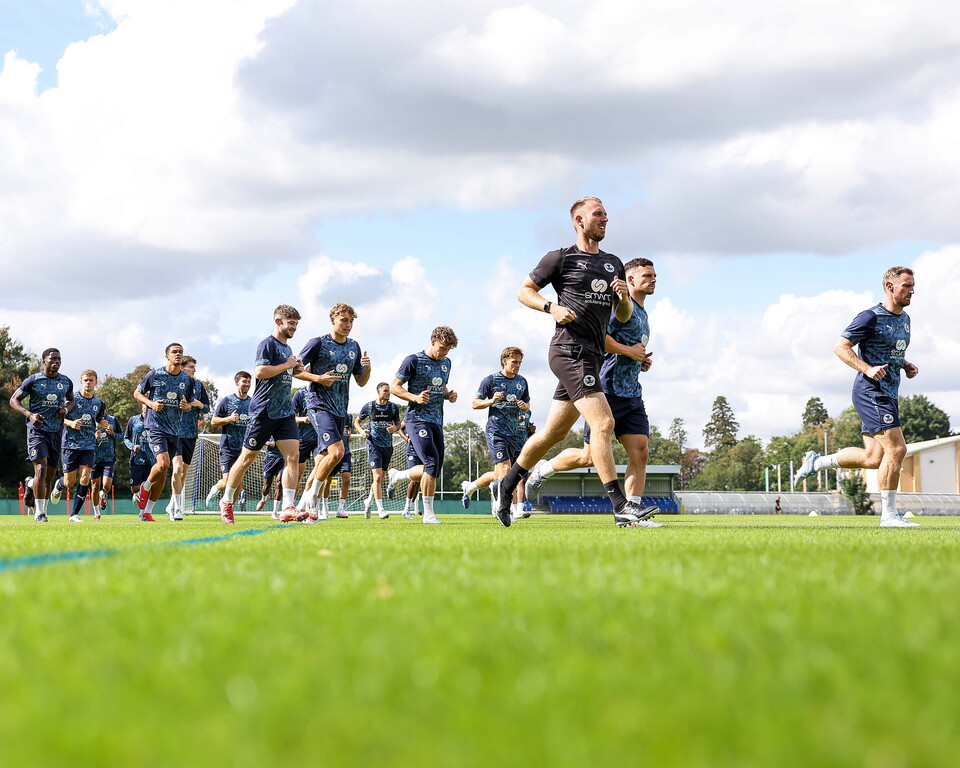 Training Ahead Of Wycombe Wanderers Match