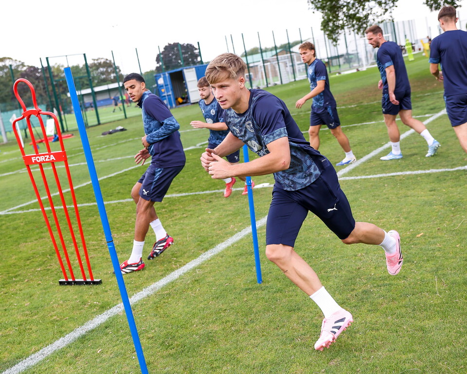 Training Ahead Of Wycombe Wanderers Match