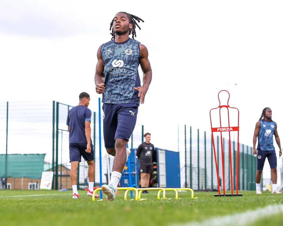 Training Ahead Of Wycombe Wanderers Match
