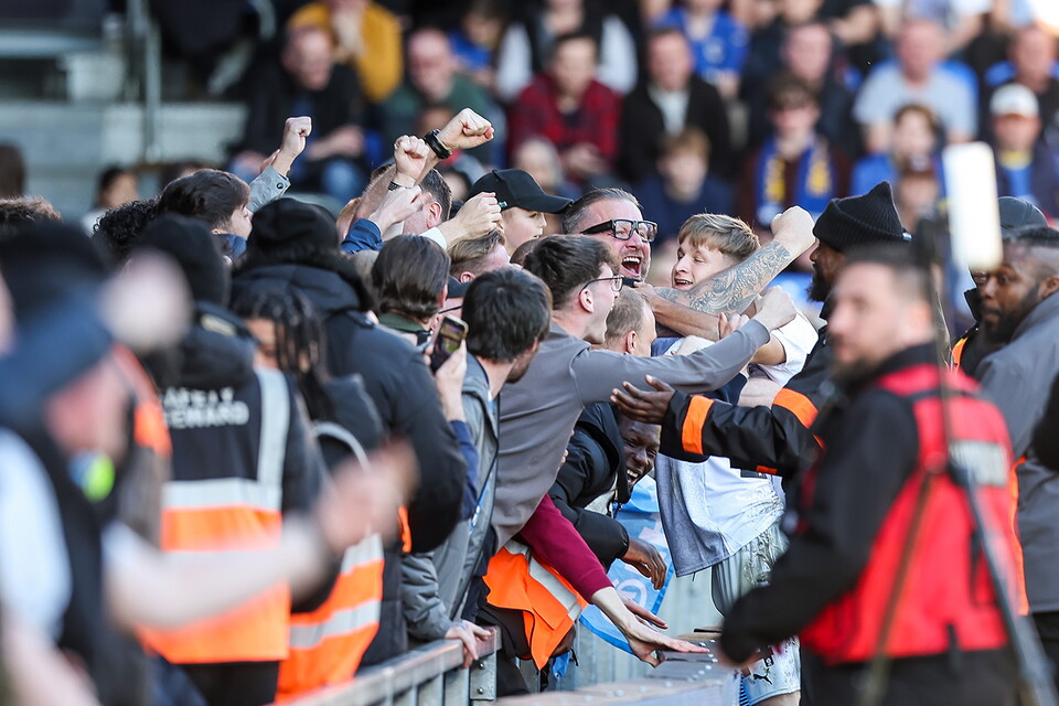 AFC Wimbledon v Posh