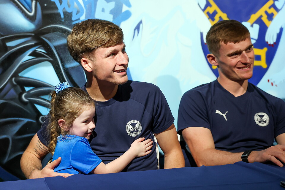 Posh Store Signing Session