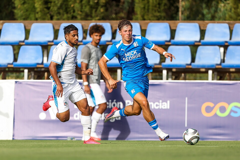 Neom SC v Posh