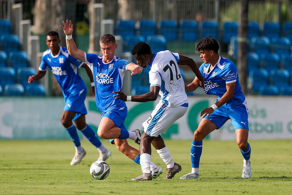 Neom SC v Posh