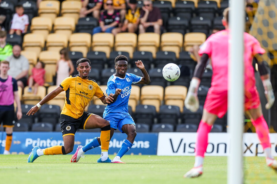 Boston United v Posh
