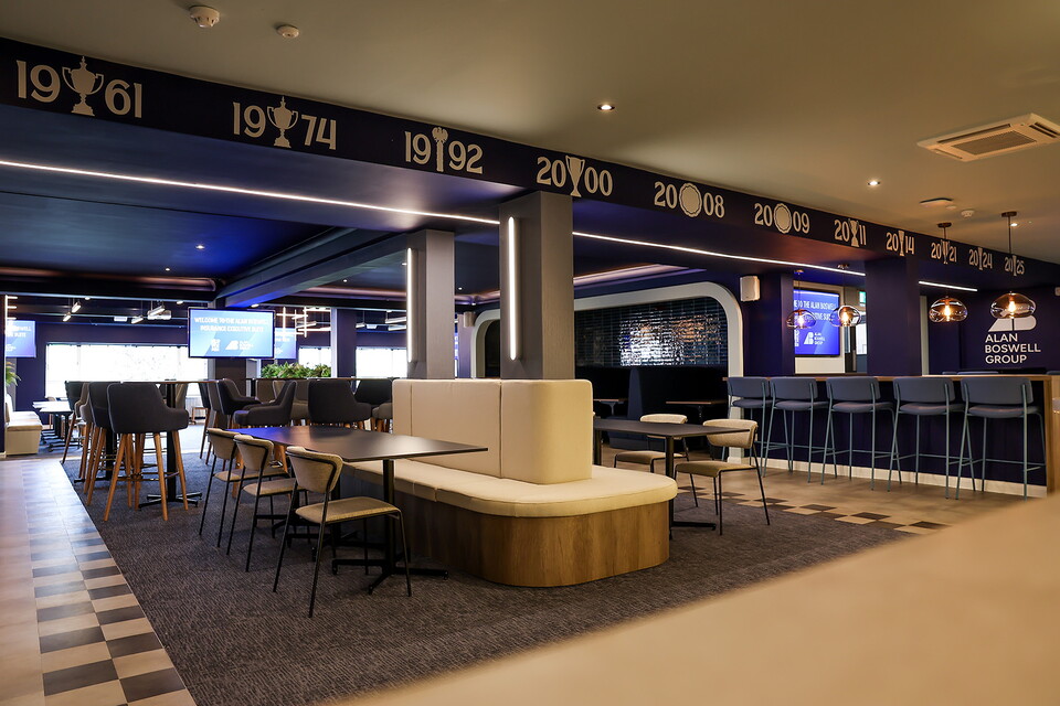 Alan Boswell Insurance Executive Suite