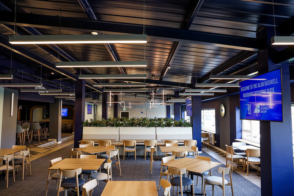Alan Boswell Insurance Executive Suite