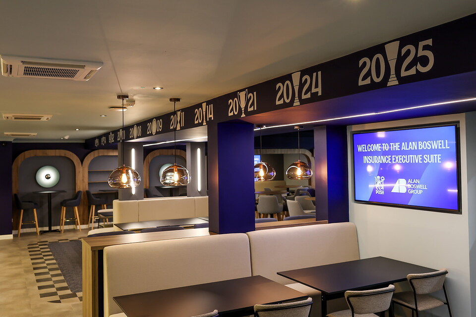 Alan Boswell Insurance Executive Suite