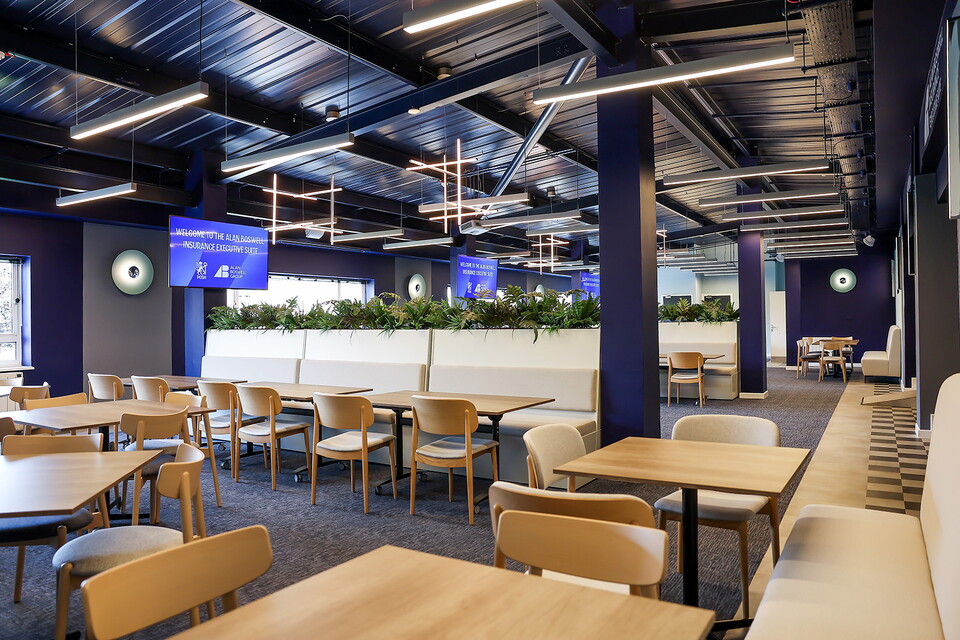 Alan Boswell Insurance Executive Suite