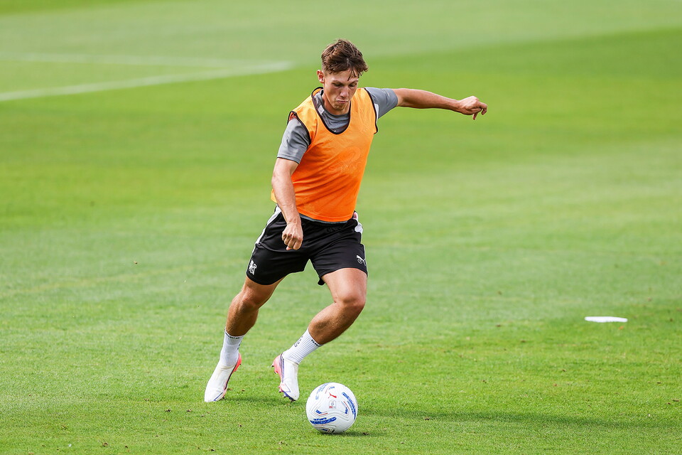 Training Ahead of Mansfield Town