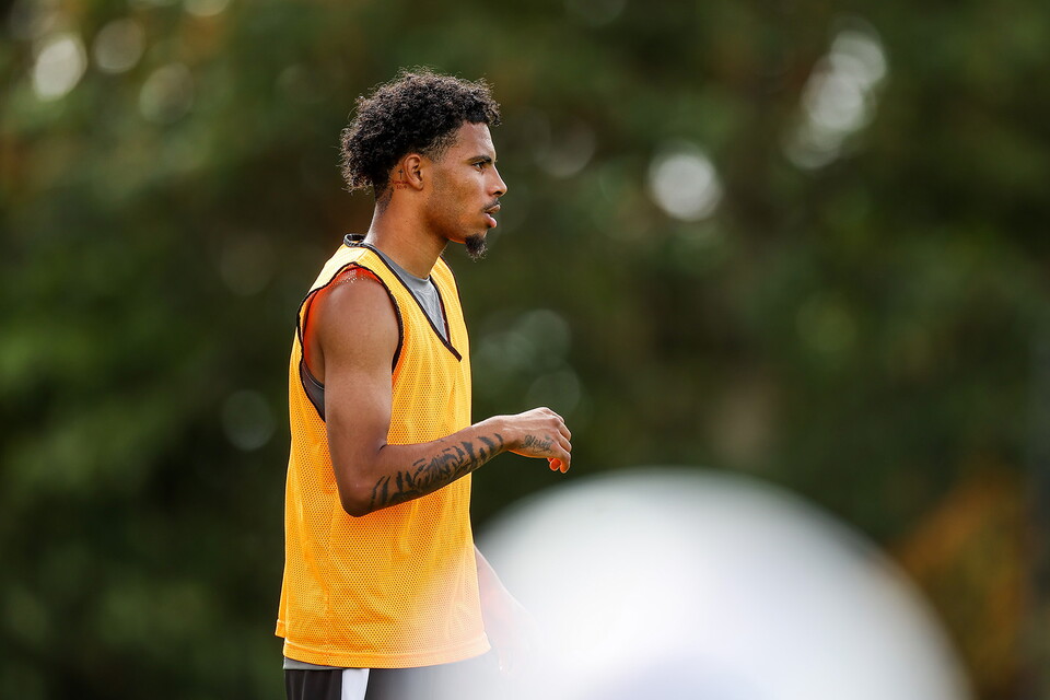 Training Ahead of Mansfield Town