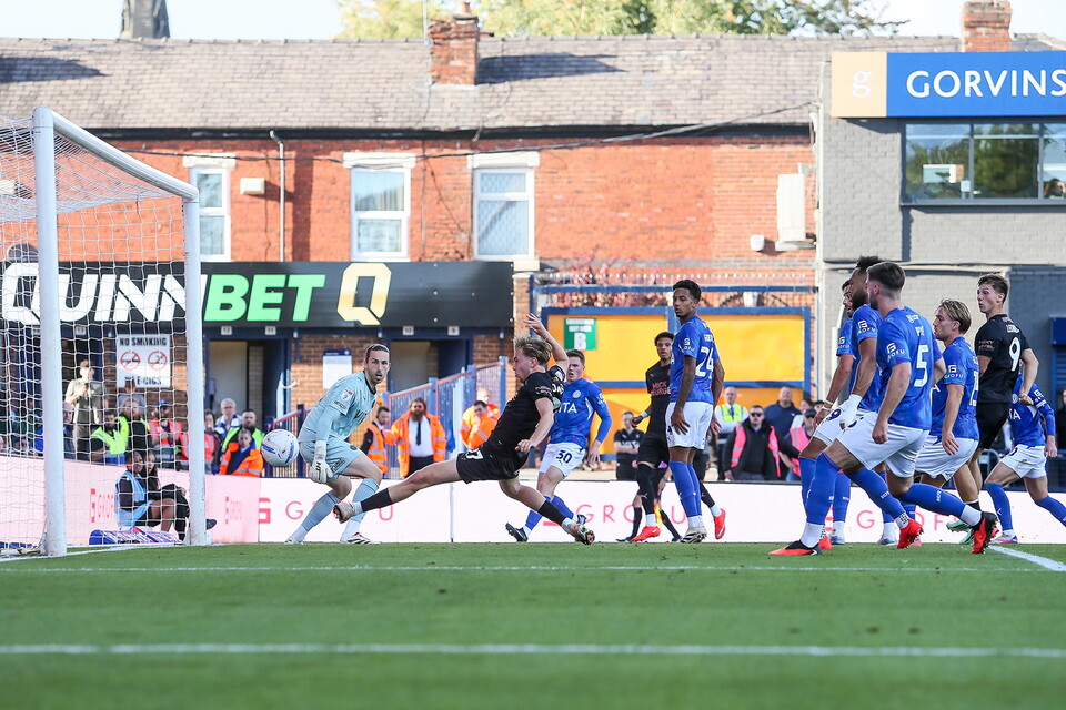 Stockport County v Posh