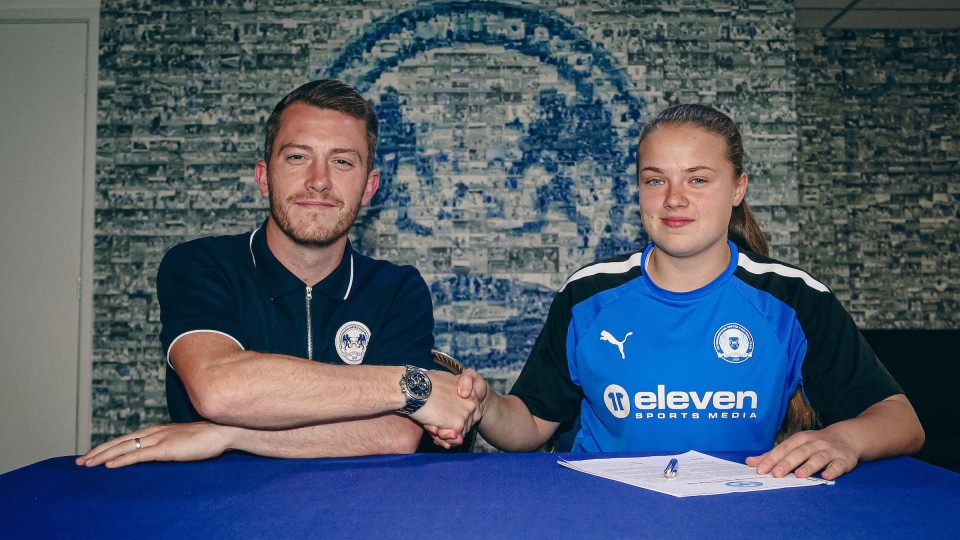 Elloise Copson Agreeing Terms